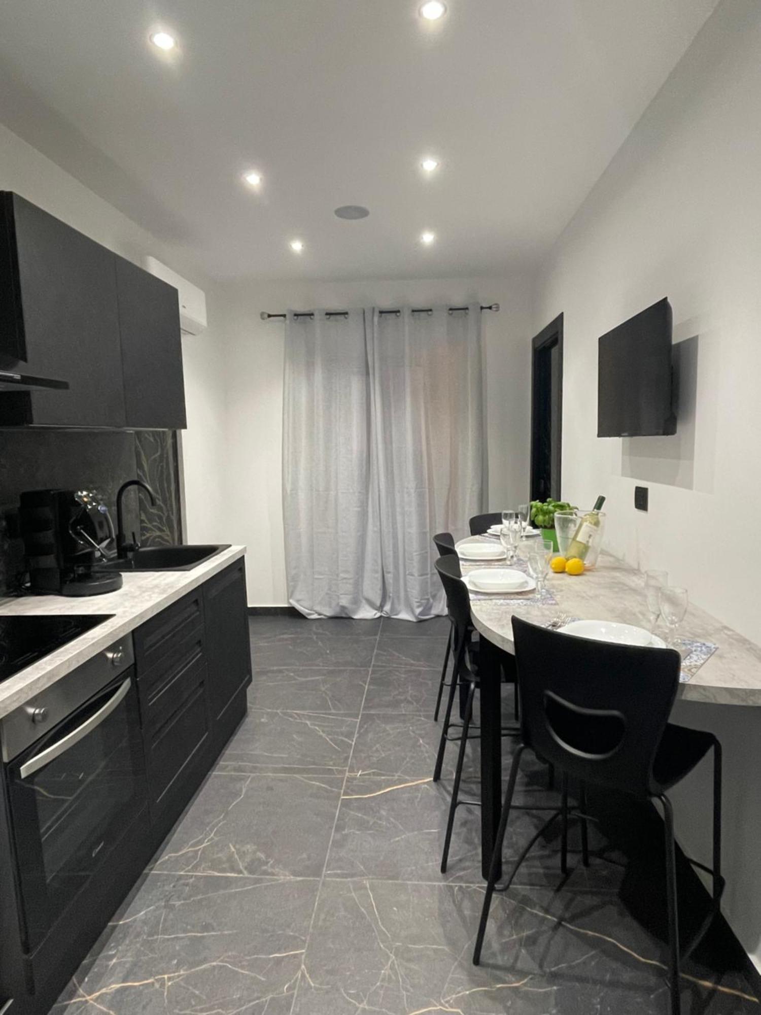 Casa Vacanze Donna Mariacarme' Palermo Exteriör bild